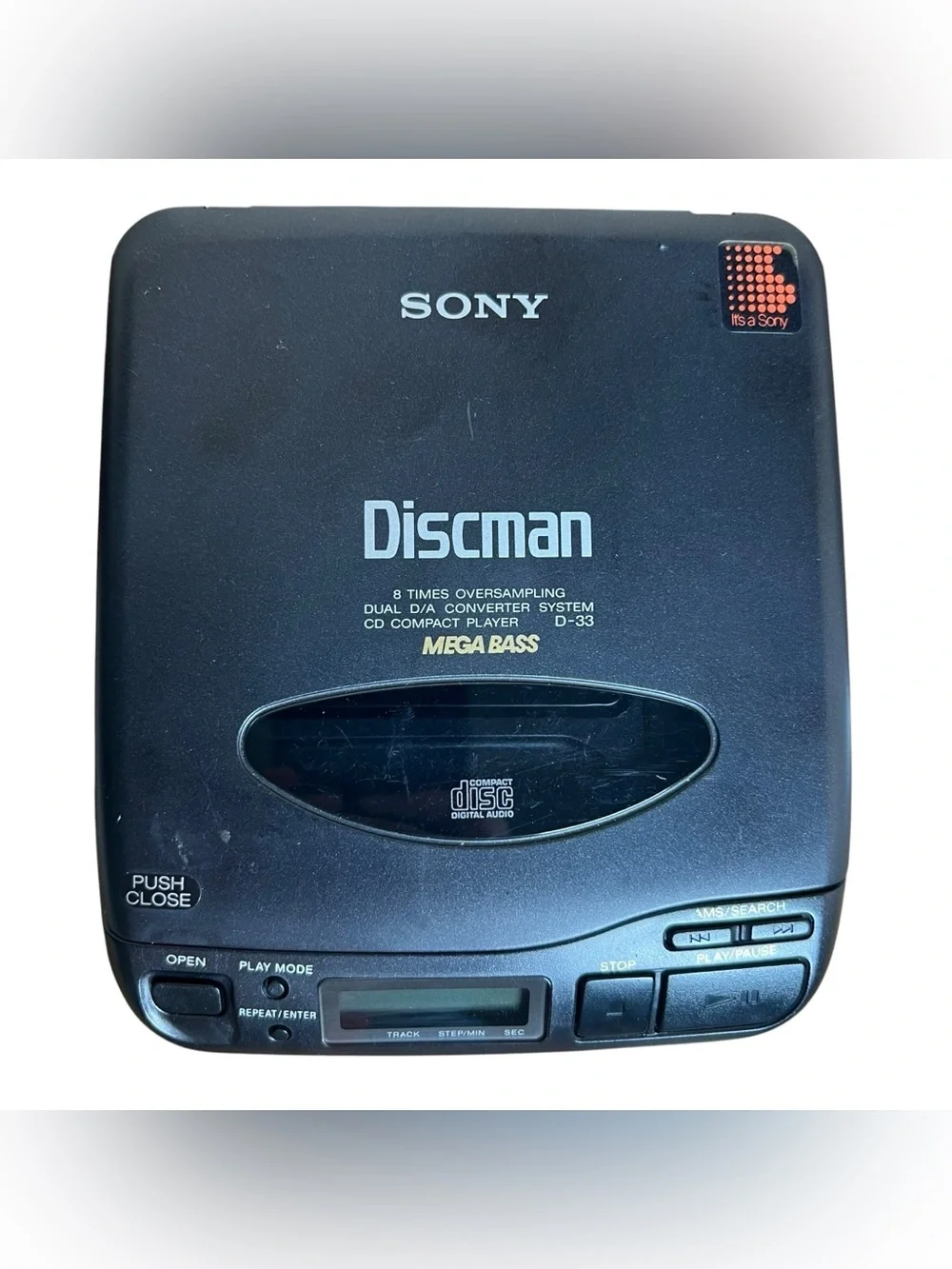 Sony DISCMAN D-33 Portable CD Player Mega Bass Compact Disc Japan Walkman VTG 91